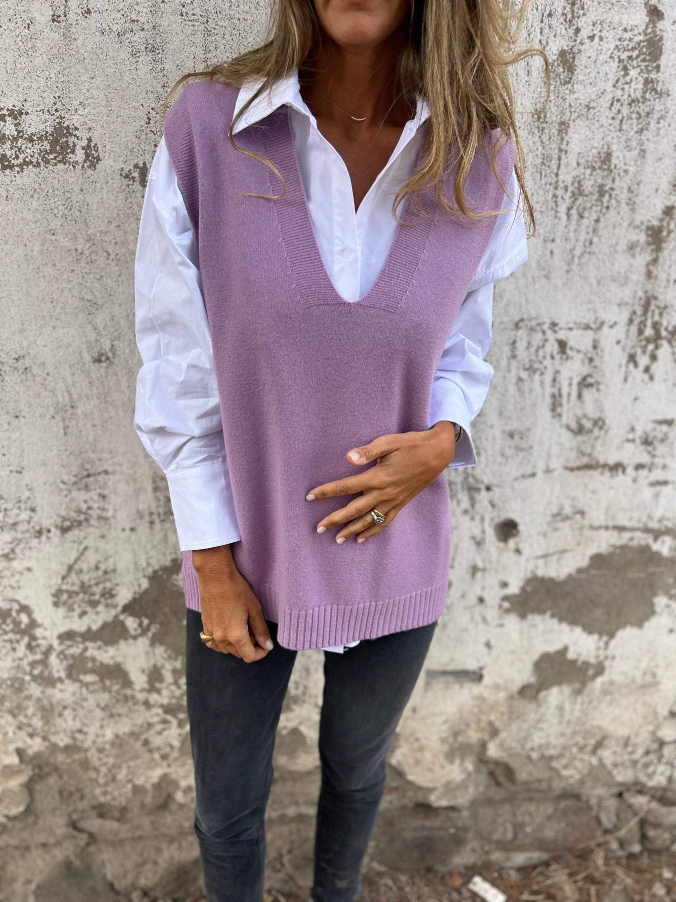 V Vest