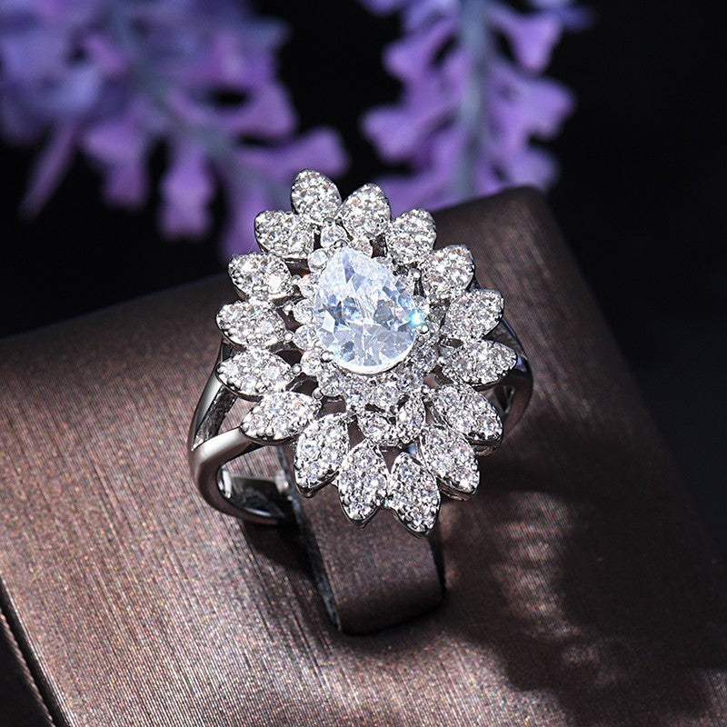 Queen’s Grace bridal set