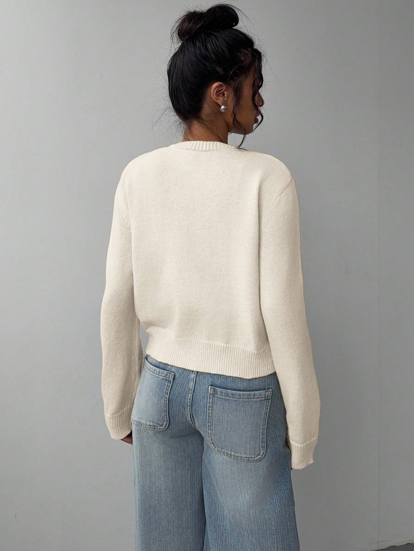 Chic Long Sleeved Knitted Cardigan