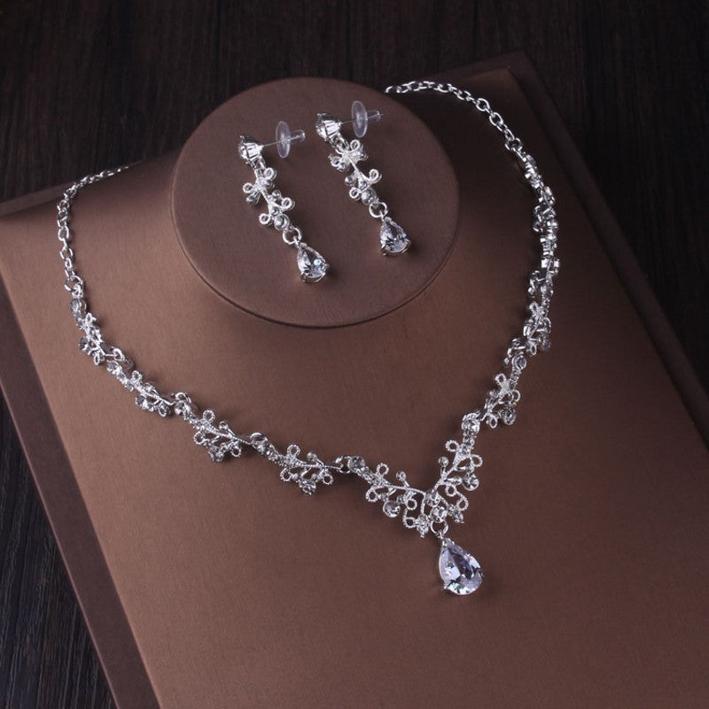 Empress Glow bridal set