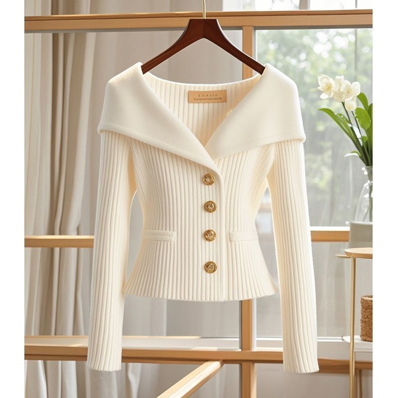 Socialite Top