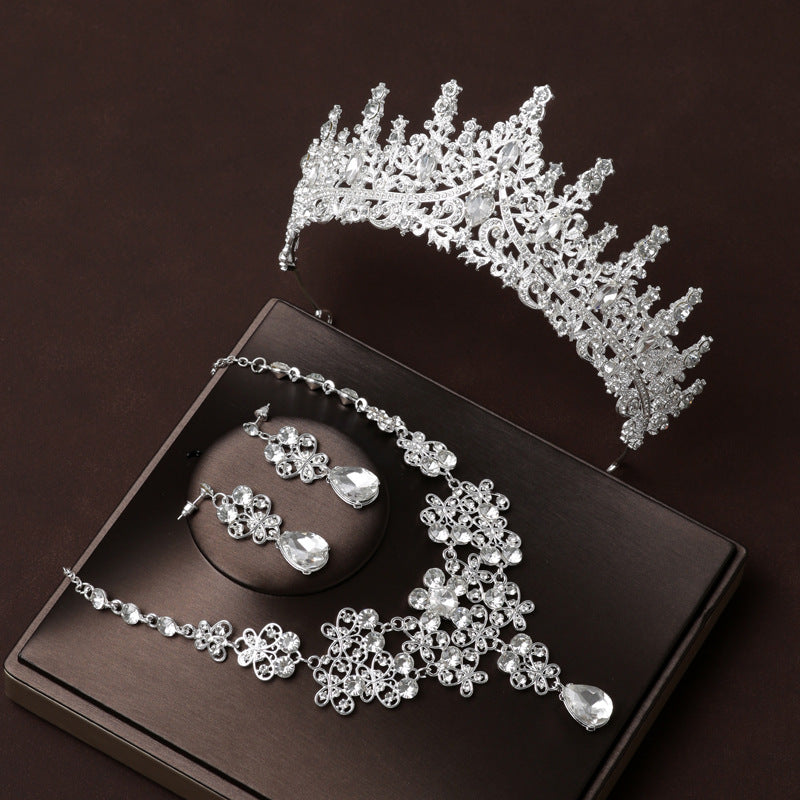 Queen Aura bridal set