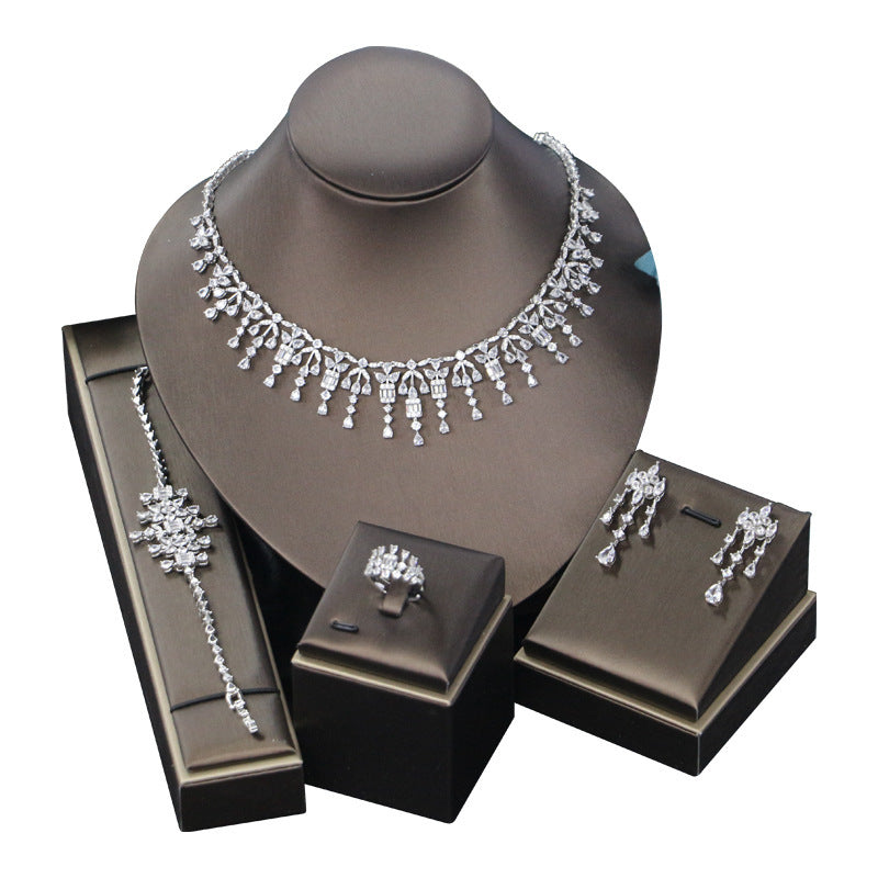 Elegance bridal set