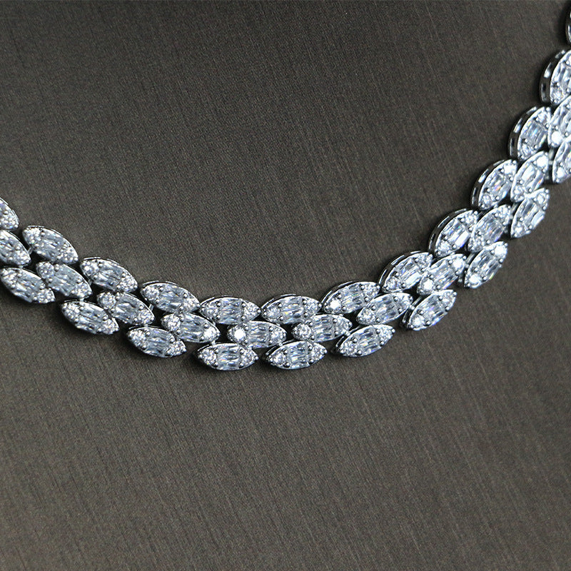 Queen’s whisper bridal jewellery
