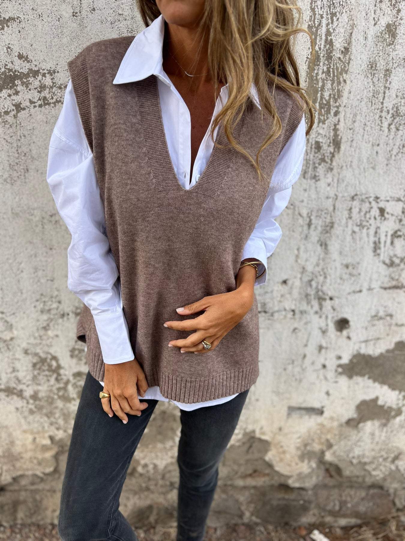 V Vest