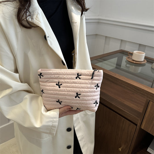 Oxford Cloth Bow Bliss Pouch Print Clutch For Women