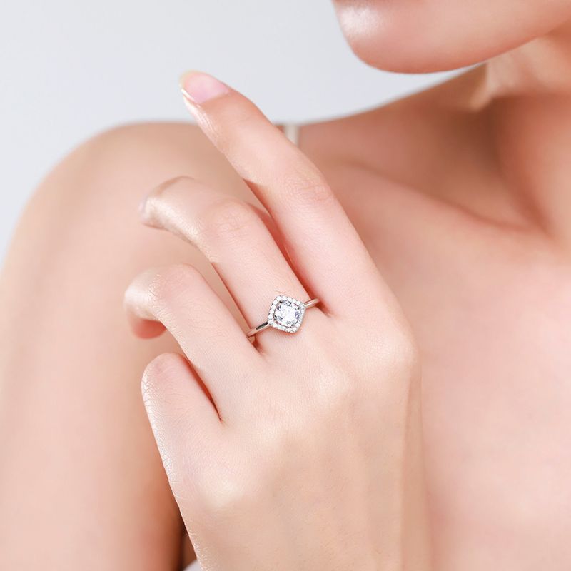 Simulation Diamond celebrity Ring